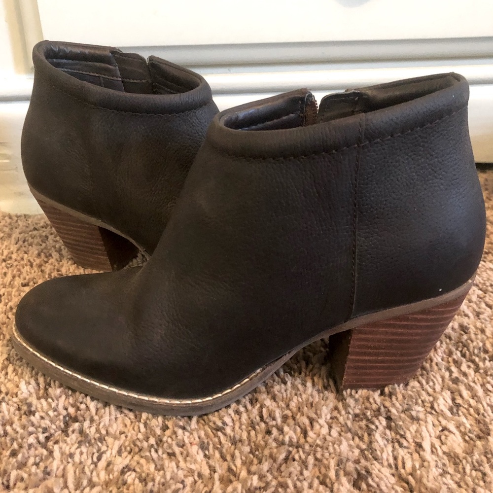 Cole Haan Booties chocolate brown